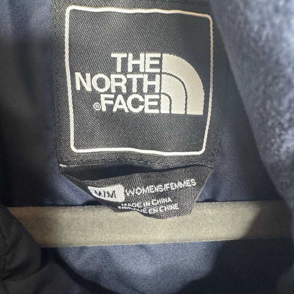 The North Face Womens Nuptse Navy Puffer Vest Sz M 700 Goose Down Outdoor - Picture 3 of 7